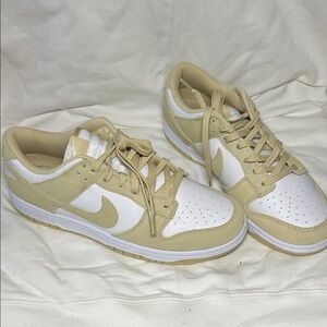 NWOB NIKE DUNK LOW RETRO SE SIZE 10